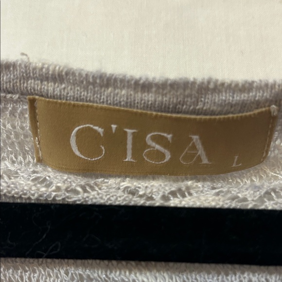 C'Isa Gray Ruffled Knit Top - Picture 3 of 6